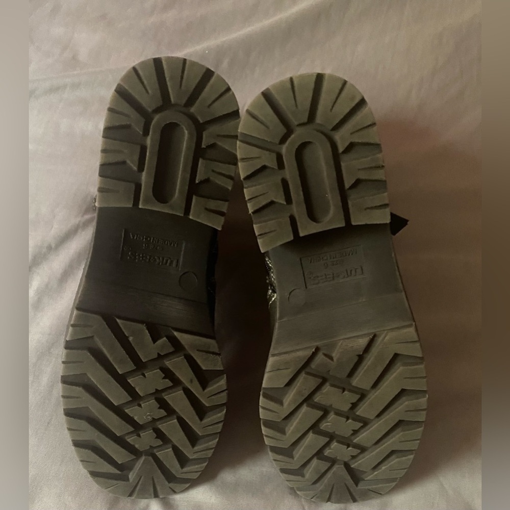Luk -Ees Boots - Picture 4 of 4